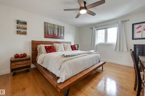 10997 131 Street, Edmonton, AB - Indoor Photo Showing Bedroom