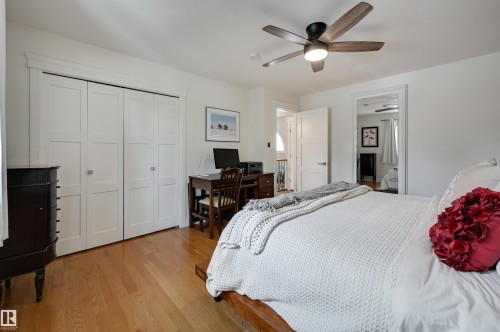 10997 131 Street, Edmonton, AB - Indoor Photo Showing Bedroom