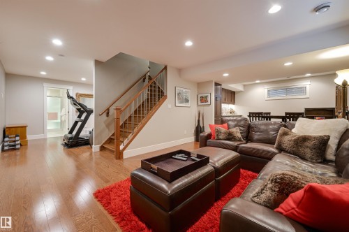 10997 131 Street, Edmonton, AB - Indoor