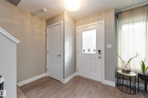 39 415 Clareview Road, Edmonton, AB - Indoor Photo Showing Other Room