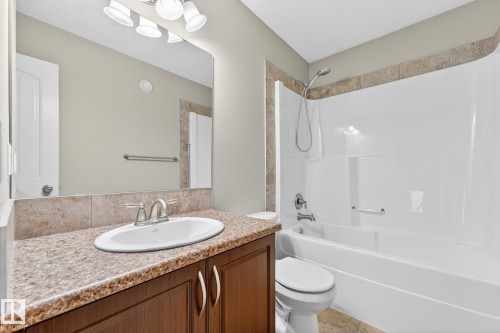 Full bath with vanity and tub / shower combination - 2435 Austin Crescent, Edmonton, AB - Indoor Photo Showing Bathroom