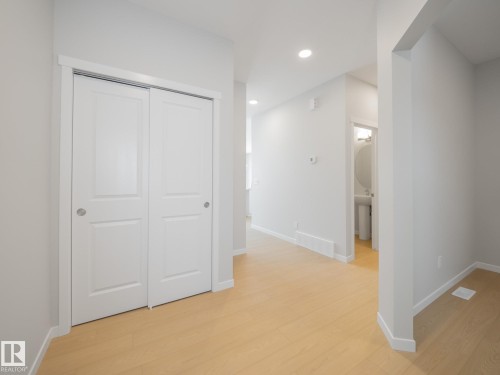 7103 177 Avenue, Edmonton, AB - Indoor Photo Showing Other Room