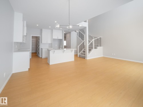 7103 177 Avenue, Edmonton, AB - Indoor Photo Showing Kitchen