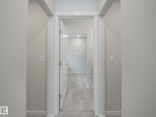 7103 177 Avenue, Edmonton, AB - Indoor Photo Showing Other Room