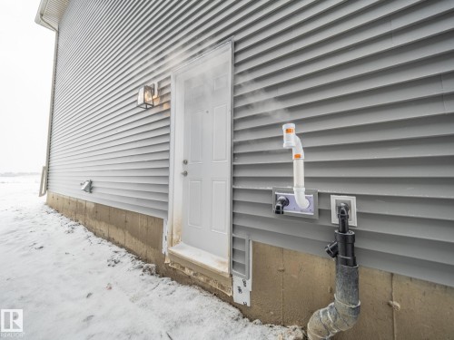 7103 177 Avenue, Edmonton, AB - Outdoor