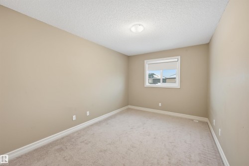 6833 Cardinal Link, Edmonton, AB - Indoor Photo Showing Other Room
