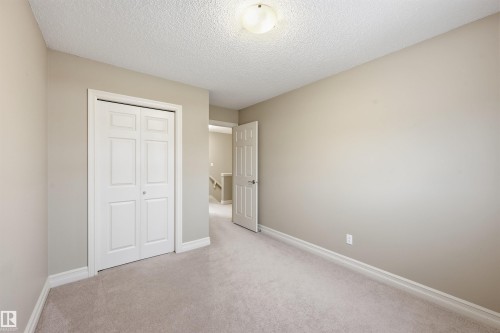 6833 Cardinal Link, Edmonton, AB - Indoor