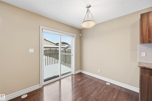 6833 Cardinal Link, Edmonton, AB - Indoor Photo Showing Other Room