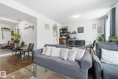 614 Saddleback Road, Edmonton, AB - Indoor Photo Showing Living Room