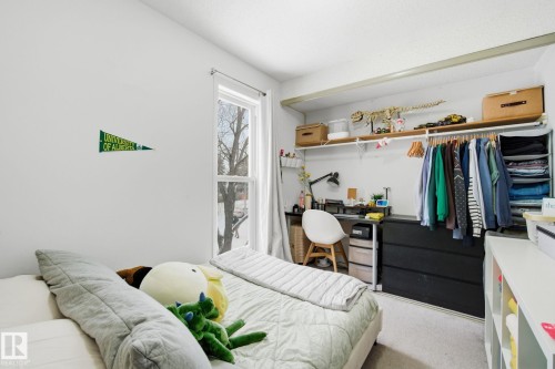 614 Saddleback Road, Edmonton, AB - Indoor Photo Showing Bedroom