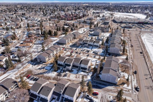 5 3855 76 Street, Edmonton, AB - Outdoor With View