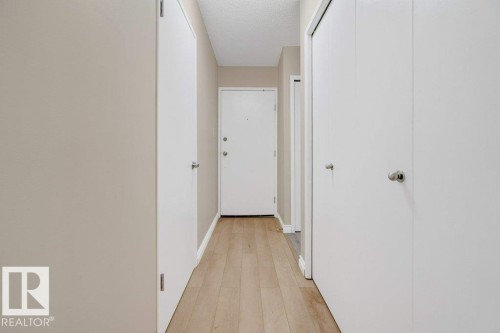 5 3855 76 Street, Edmonton, AB - Indoor Photo Showing Other Room