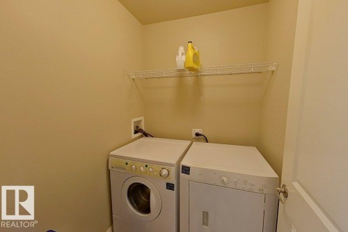 10 903 Rutherford Road Sw, Edmonton, AB - Indoor Photo Showing Laundry Room