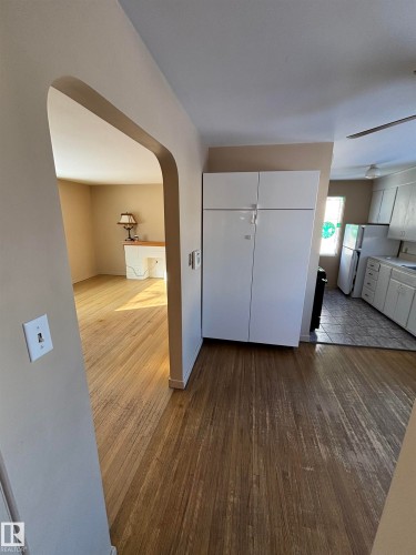 12303 131 Street Nw, Edmonton, AB - Indoor