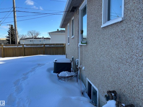 12303 131 Street Nw, Edmonton, AB - Outdoor
