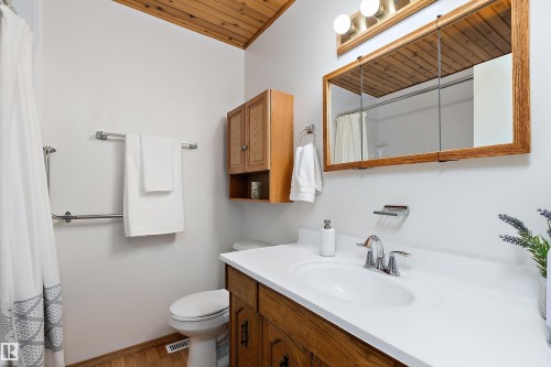 5 Groat Drive, Spruce Grove, AB - Indoor Photo Showing Bathroom