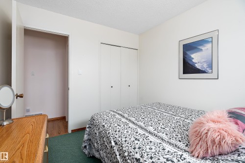 5 Groat Drive, Spruce Grove, AB - Indoor Photo Showing Bedroom