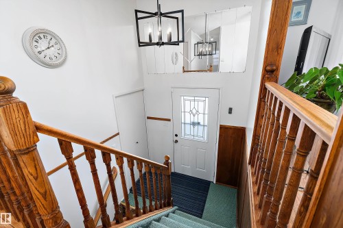 5 Groat Drive, Spruce Grove, AB - Indoor Photo Showing Other Room