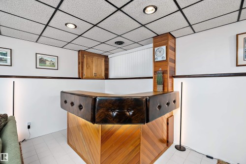 5 Groat Drive, Spruce Grove, AB - Indoor Photo Showing Other Room