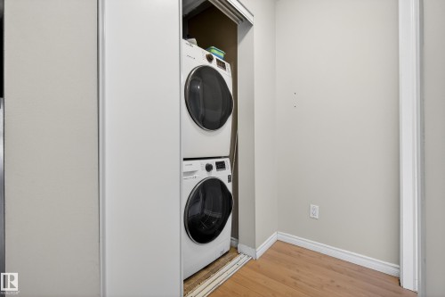 101 12110 106 Avenue, Edmonton, AB - Indoor Photo Showing Laundry Room