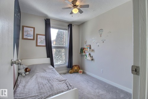 10410 28A Avenue, Edmonton, AB - Indoor Photo Showing Bedroom