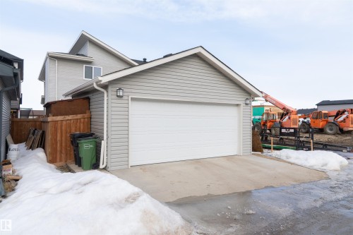7431 181 Avenue, Edmonton, AB - Outdoor With Exterior