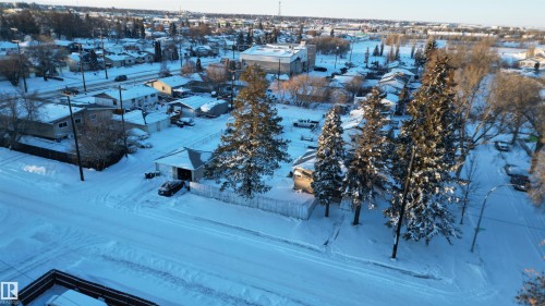 12202 49 Street, Edmonton, AB - Outdoor With View