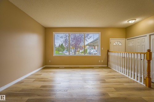 3835 47 Street, Edmonton, AB - Indoor Photo Showing Other Room