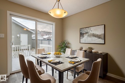 7125 21 Avenue, Edmonton, AB - Indoor Photo Showing Dining Room
