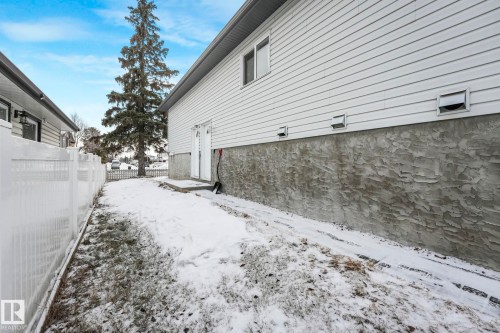 15902 100 Avenue, Edmonton, AB - Outdoor