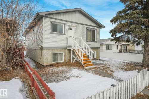 15902 100 Avenue, Edmonton, AB - Outdoor