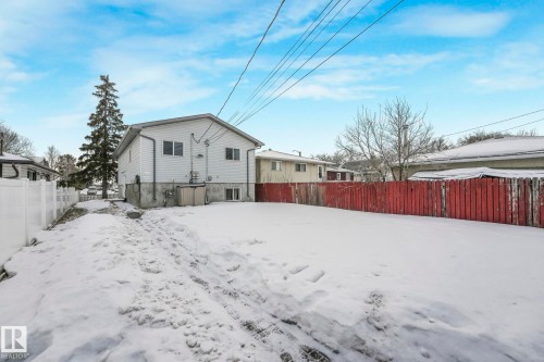 15902 100 Avenue, Edmonton, AB - Outdoor