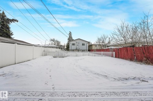 15902 100 Avenue, Edmonton, AB - Outdoor