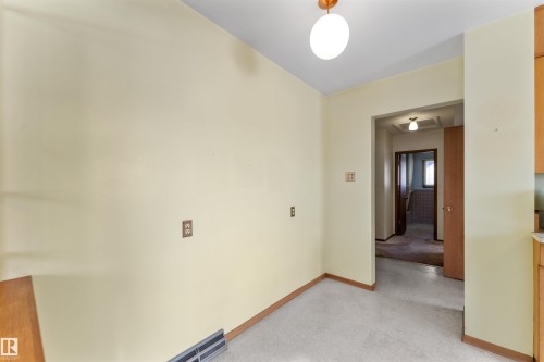 6915 87 Avenue, Edmonton, AB - Indoor Photo Showing Other Room