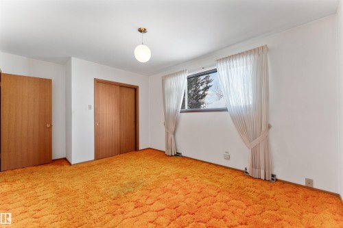 6915 87 Avenue, Edmonton, AB - Indoor Photo Showing Other Room