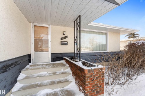 6915 87 Avenue, Edmonton, AB - Outdoor With Exterior