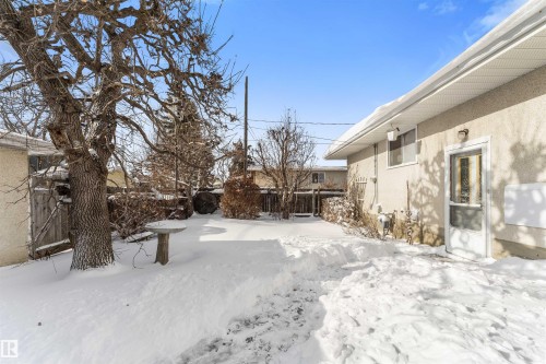 6915 87 Avenue, Edmonton, AB - Outdoor