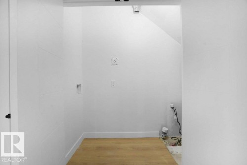 10946 62 Avenue, Edmonton, AB - Indoor Photo Showing Other Room