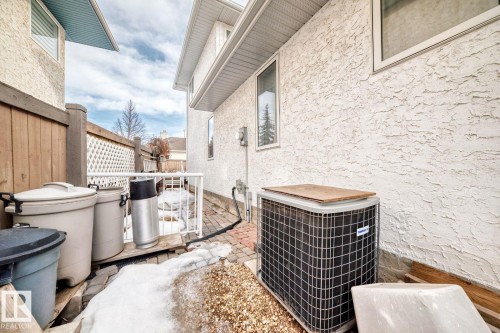 Exterior view of stucco siding - 777 Butterworth Drive, Edmonton, AB - Outdoor With Exterior