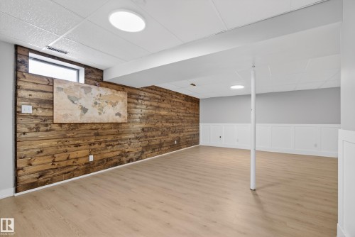 21 Laydon Drive, St. Albert, AB - Indoor Photo Showing Other Room