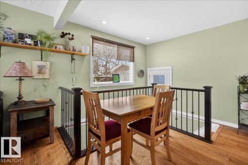 11 Gladstone Crescent, St. Albert, AB - Indoor Photo Showing Dining Room