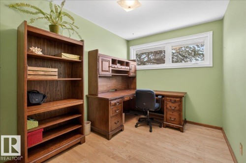 11 Gladstone Crescent, St. Albert, AB - Indoor Photo Showing Office