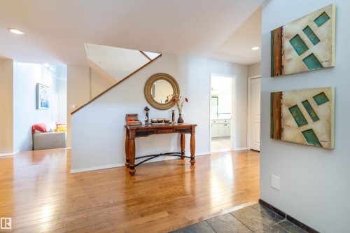 232 Gariepy Crescent, Edmonton, AB - Indoor Photo Showing Other Room