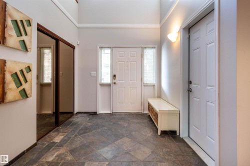 232 Gariepy Crescent, Edmonton, AB - Indoor Photo Showing Other Room