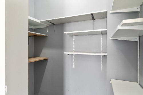 5 8030 141 Avenue, Edmonton, AB - Indoor With Storage
