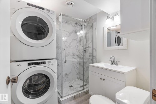 5 8030 141 Avenue, Edmonton, AB - Indoor Photo Showing Laundry Room