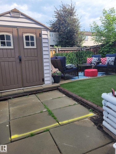 5 8030 141 Avenue, Edmonton, AB - Outdoor