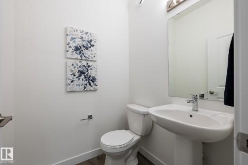 8629 97, Morinville, AB - Indoor Photo Showing Bathroom