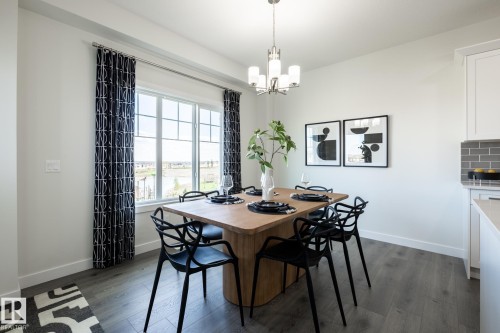 803 157 Avenue, Edmonton, AB - Indoor Photo Showing Dining Room