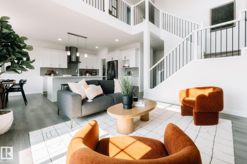 803 157 Avenue, Edmonton, AB - Indoor Photo Showing Living Room